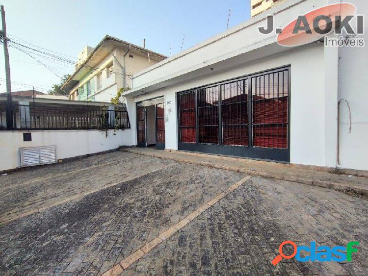 Casa térrea para venda possui 285 m² com 4 quartos em