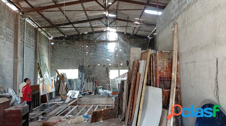Galpão comercial 240 m2 a Venda em Santana de Parnaíba