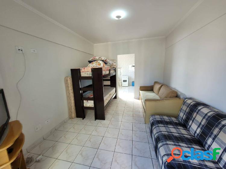 Kitão para venda tem 35 metros quadrados com 1 quarto em