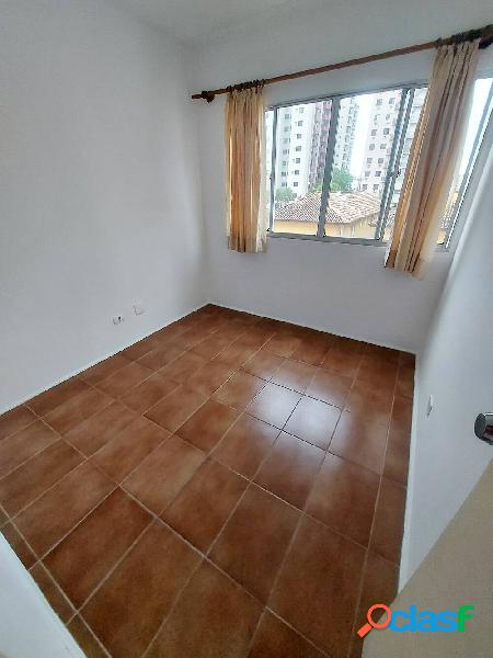 LOCAÇÃO ANUAL, 02 DORM´S, SEM MOBÍLIA!