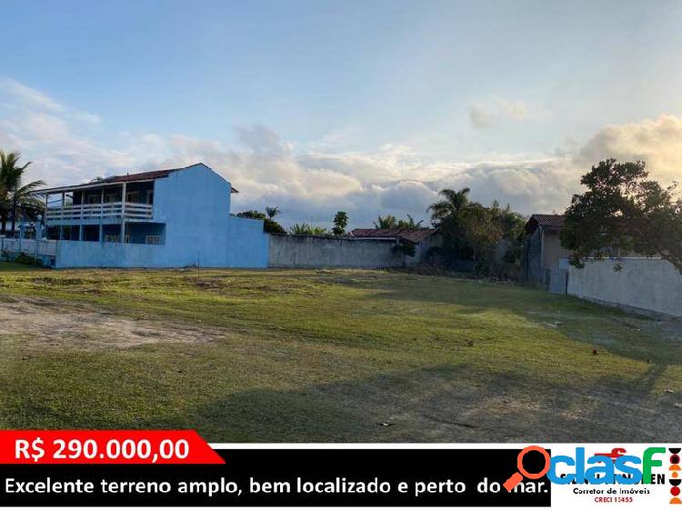 Lindo terreno com 755,12 m², em ótima localização.