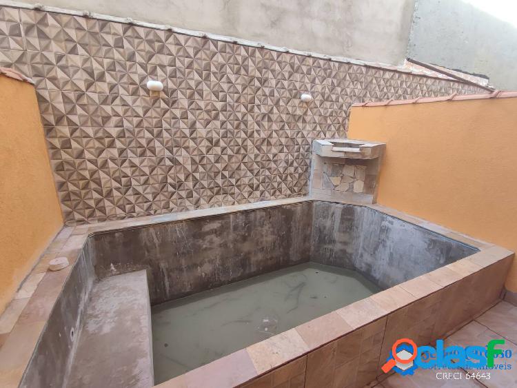 SOBRADO NOVOS EM CONDOMÍNIO 2 DORMS-1 SUÍTE- PISCINA