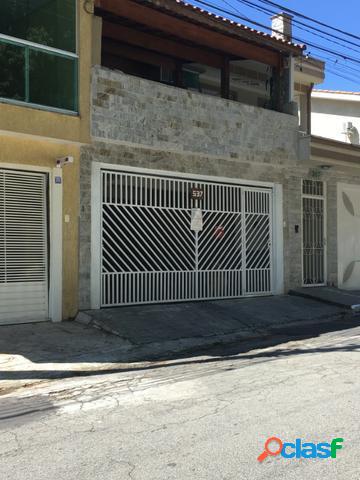 Sobrado com 3 dormitórios à venda, 130 m² por R$ 480.000