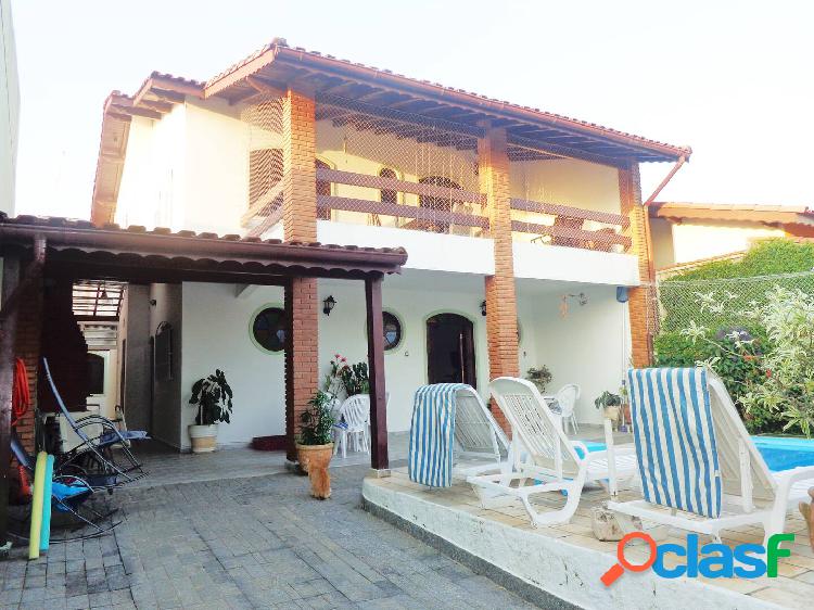 ÓTIMA CASA EM BAIRRO NOBRE!!!