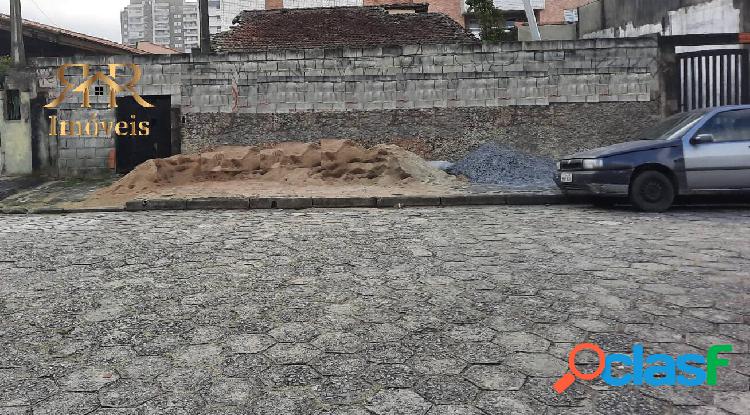 Terreno na Área Central de Itanhaém a 50 metros do mar.