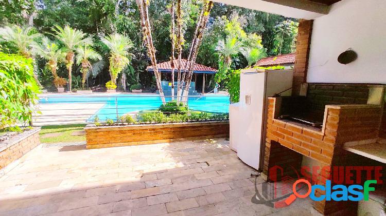 Villágio com 3 dormitórios na Riviera de São Lourenço