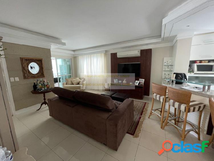 Apartamento com 03 dormitórios e lazer em Balneário