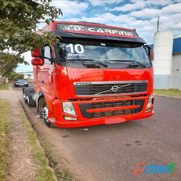 Caminhão Volvo FH 440 Cavalo mecânico