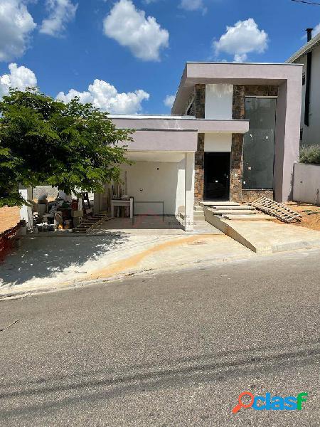 Casa 3 dormitórios - 170m² A/C - R$959.000,00, Condomínio