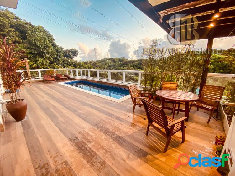 Casa com 4 Quartos à Venda, 373 m² por R$ 2.000.000