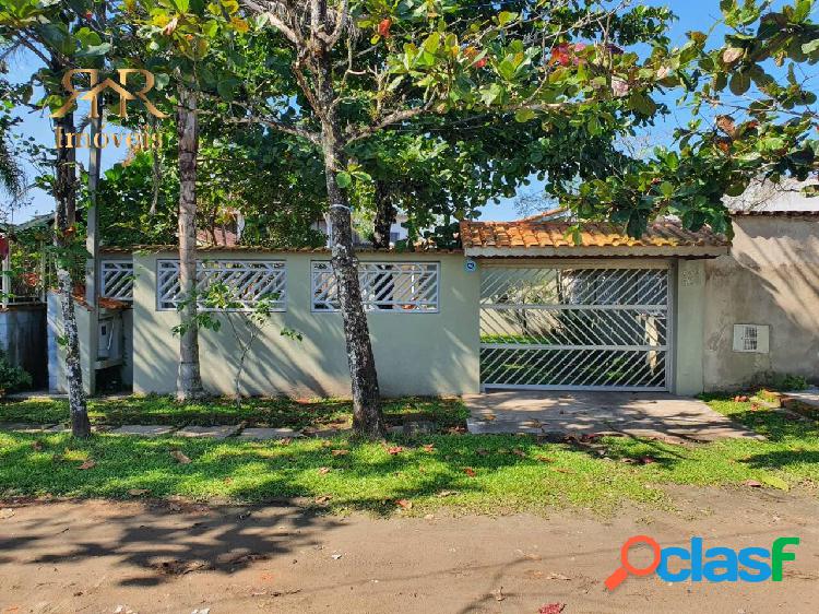 Casa em Itanhaém com 3 quartos lote inteiro