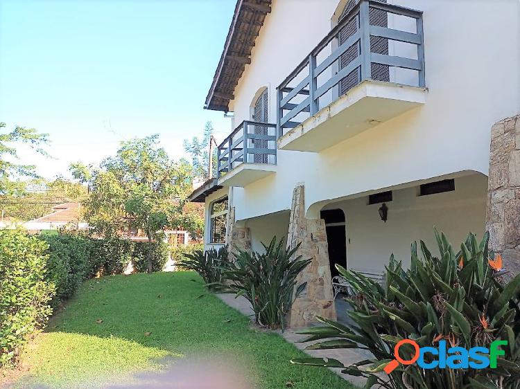 Casa em Ubatuba dentro do Condomínio na Praia de Itamambuca