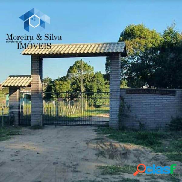 Casa em condomínio fechado!