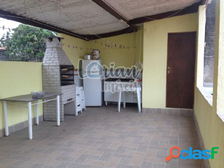 Excelente Casa | 3 dormitórios | 2 vagas de garagem