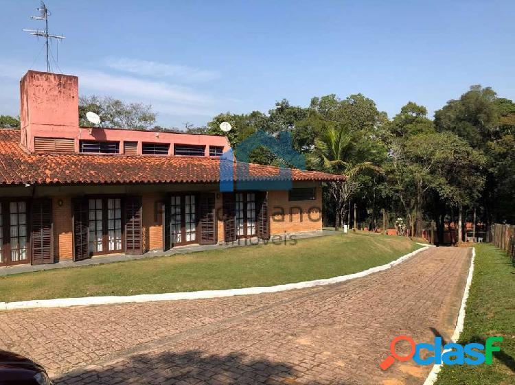 Fazendinha - 6.500 m², 5 sts, 2 piscinas, hóspedes,