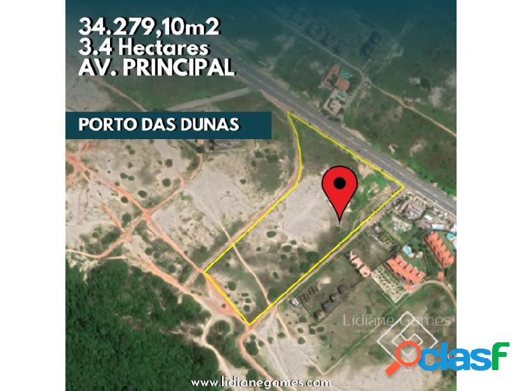 Terreno de 3 Hectares na Avenida Principal da Praia de Porto