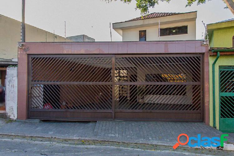 Casa com 3 quartos, 200m², à venda em São Paulo, Vila