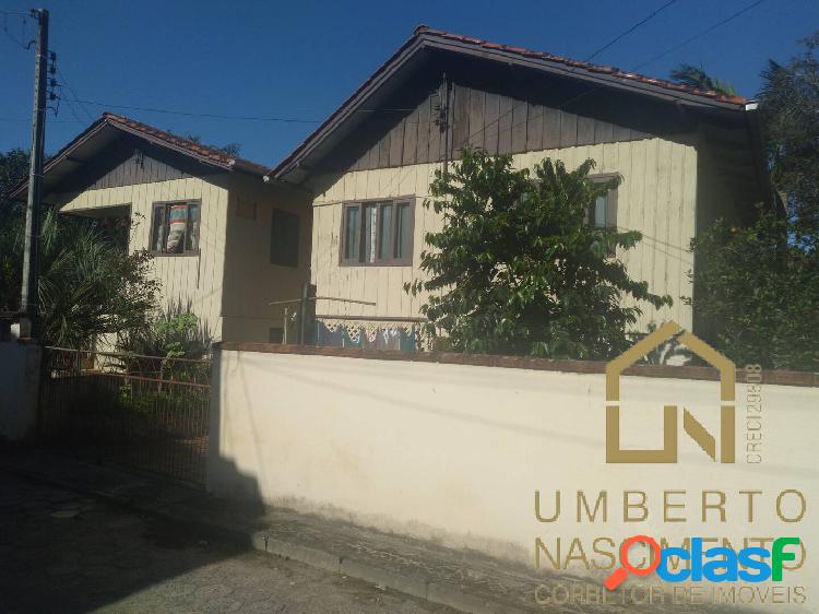 Duas casas a venda no bairro Progresso Blumenau SC