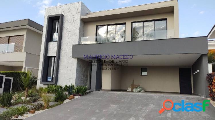 LINDA CASA NOVA EM LUGAR PRIVILEGIADO!