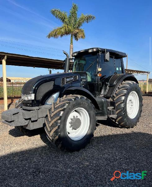 Trator Valtra BH 180