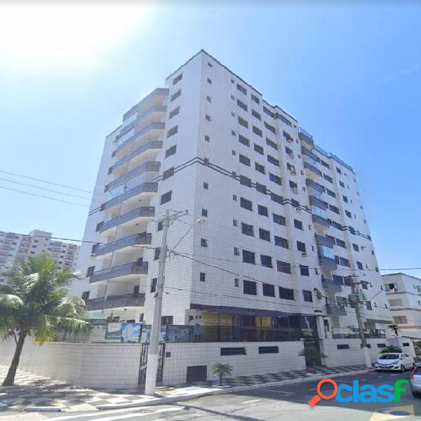 Apartamento com 3 dormitórios, pé na areia na Tupi