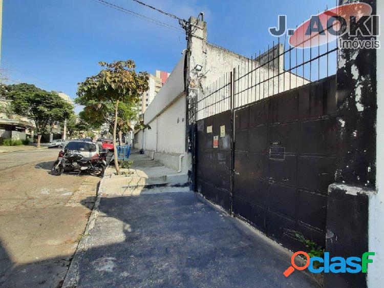 Galpão para venda possui 1749 m² em Vila da Saúde
