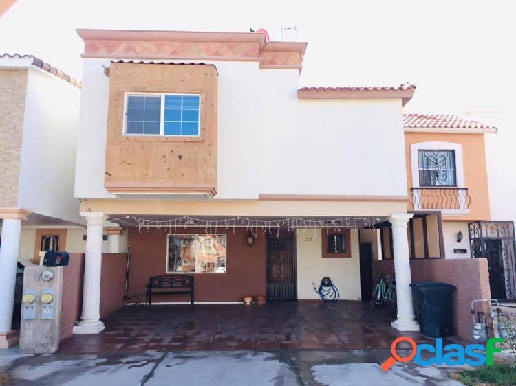 HERMOSA CASA DE 4 RECAMARAS EN VENTA EN JARDINES DE ARAGON