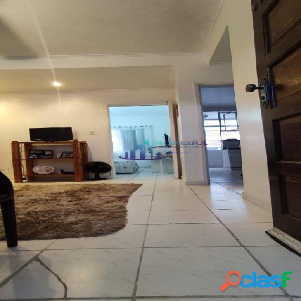 LINDO APARTAMENTO DE 01 DORM. VILA TUPI/ PRAIA GRANDE - POR