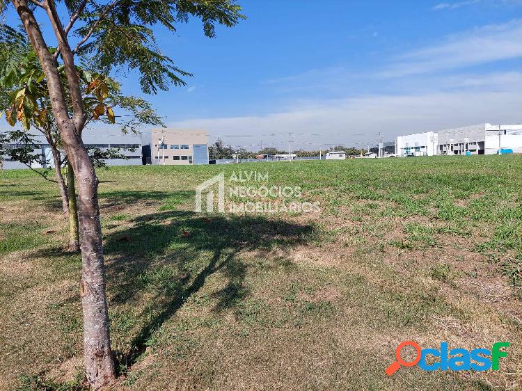 Terreno Comercial - Jacareí - 1.072,10 m² - Venda