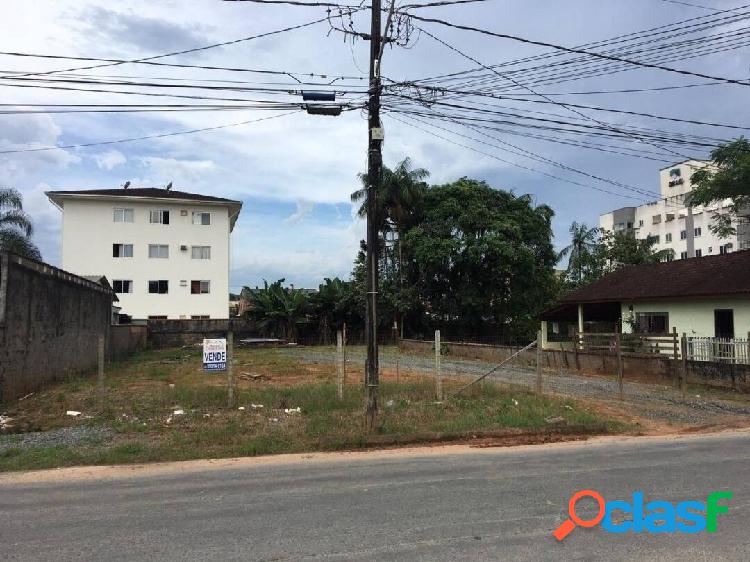 Terreno à venda em Joinville, bairro Vila Nova