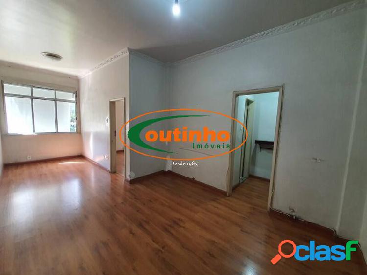 (28145) Rua Campos Sales - Tijuca