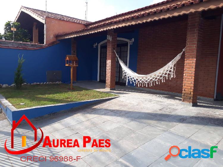 Casa com 03 dormitórios, ótimo bairro