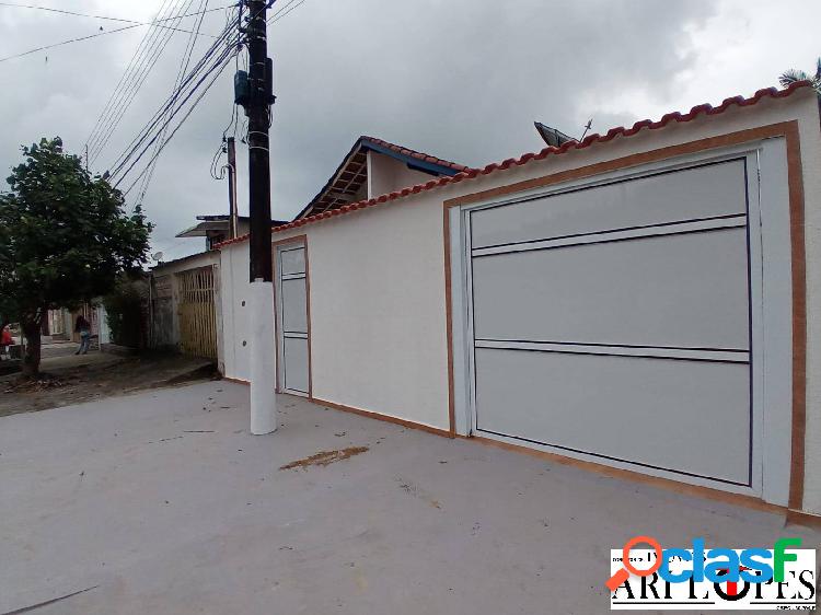 Casa estilo Vintage com piscina - Lote inteiro - Mongagua