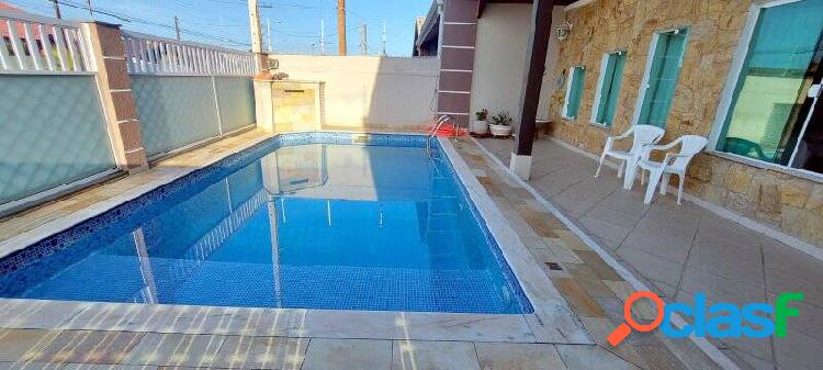 OTIMA CASA COM 3 DORMITÓRIOS SENDO UMA SUITE, COM PISCINA