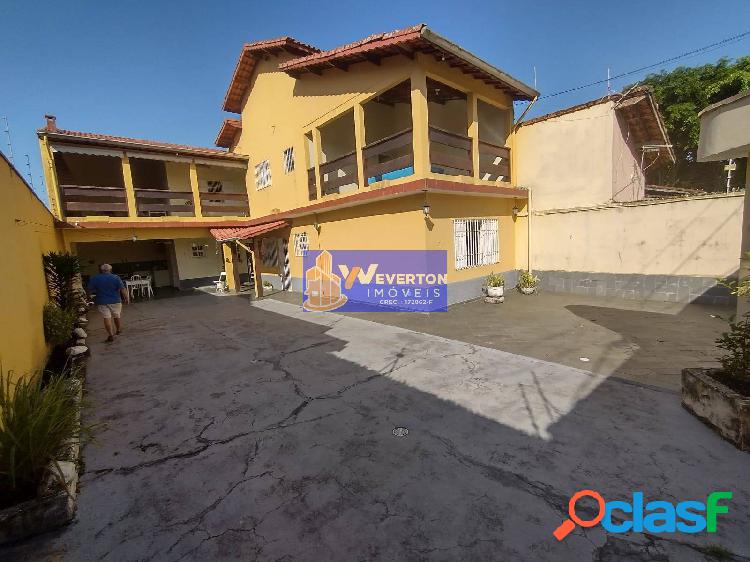 Casa com 3dorm.(2suítes) R$380.000,00 em Itanhaém na