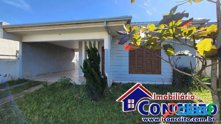 C660 - Linda residência com 3 dormitórios no balneário
