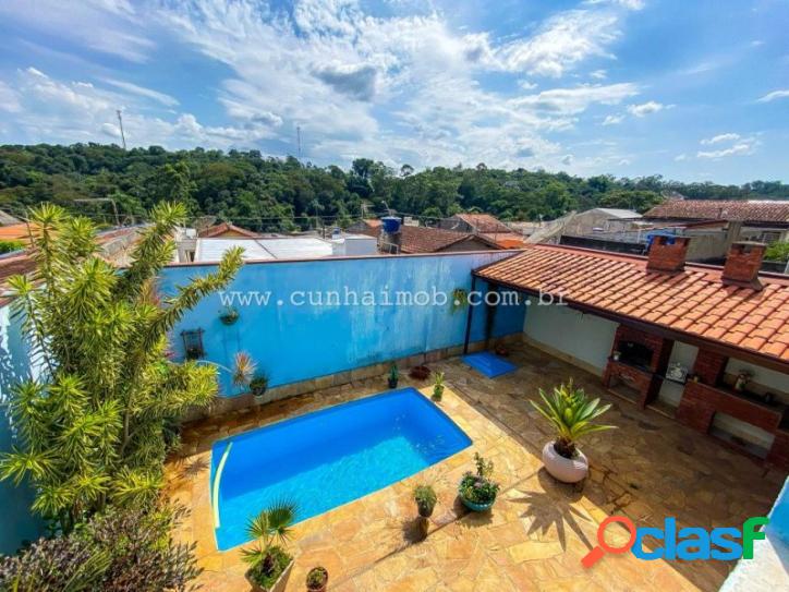 Casa com 3 dormitórios e piscina em Campo Limpo Paulista.