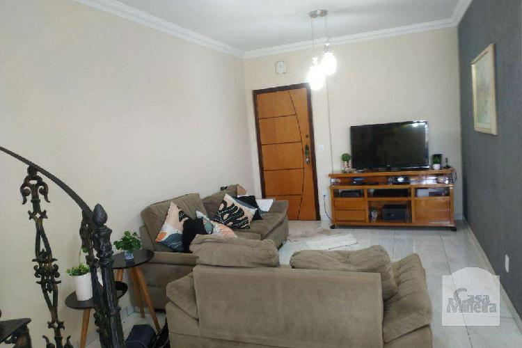 Casa, Esplanada, 3 Quartos, 1 Vaga, 0 Suíte