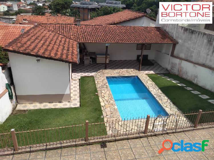 Vendo Sobrado com piscina