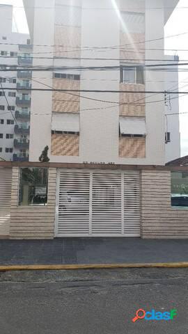 Apartamento padrão no bairro Itararé em São Vicente