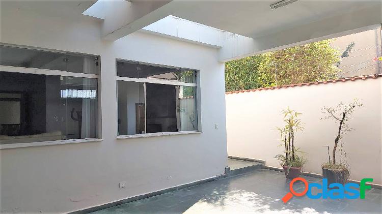 ESPAÇOSO SOBRADO * 4 DORM. * 3 SUÍTES * VENDA OU LOCAÇÃO