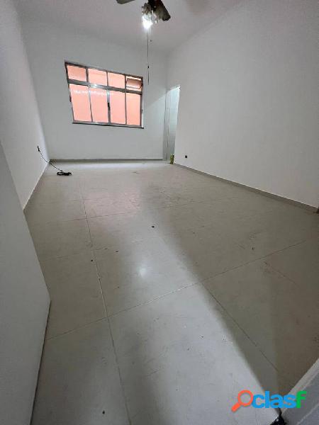 Apartamento em Praia Grande no Canto do Forte, sendo 1