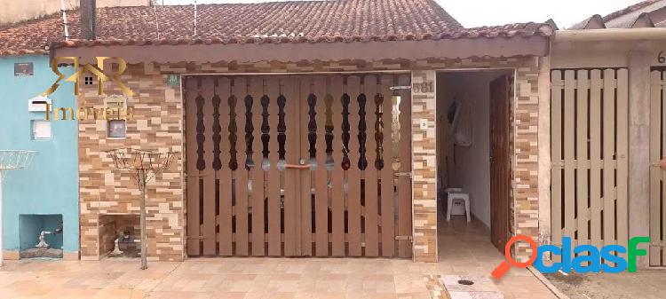 Casa com 3 dormitórios no Suarão em Itanhaém-SP