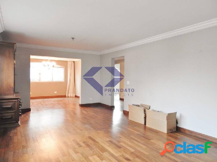 Excelente apartamento em Moema com 206m², 4 dormitórios 3