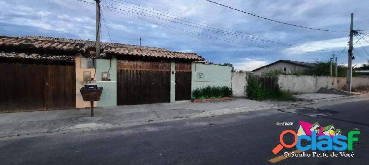 Linda Casa em Área Nobre de Itaipuaçú, com Piscina e