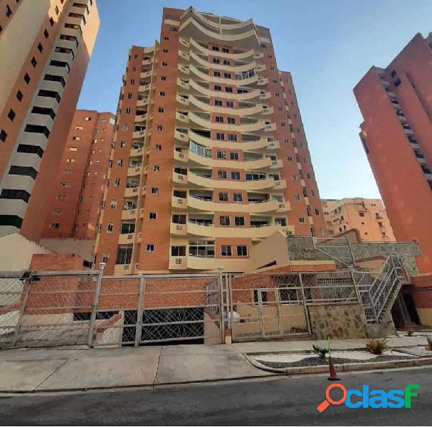 Se vende apartamento en obra blanca de 75m2 con planta y