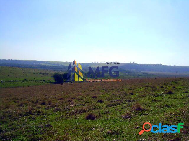 Sitio a venda em Iperó (11 alqueires)