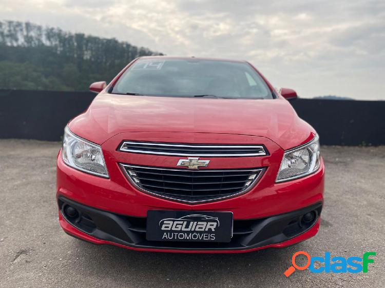 CHEVROLET ONIX HATCH LT 1.0 8V FLEXPOWER 5P MEC. VERMELHO