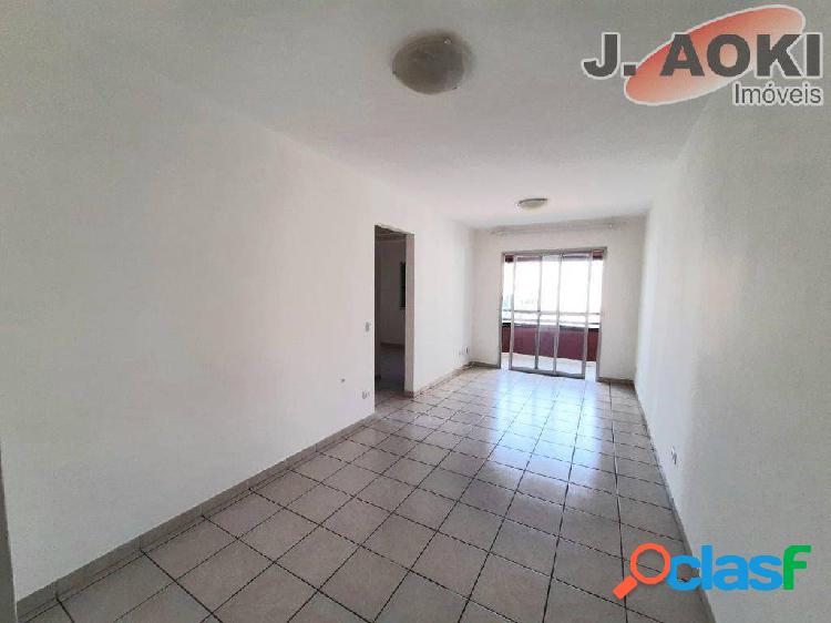 Apartamento para aluguel tem 60 m² com 2 quartos em Vila