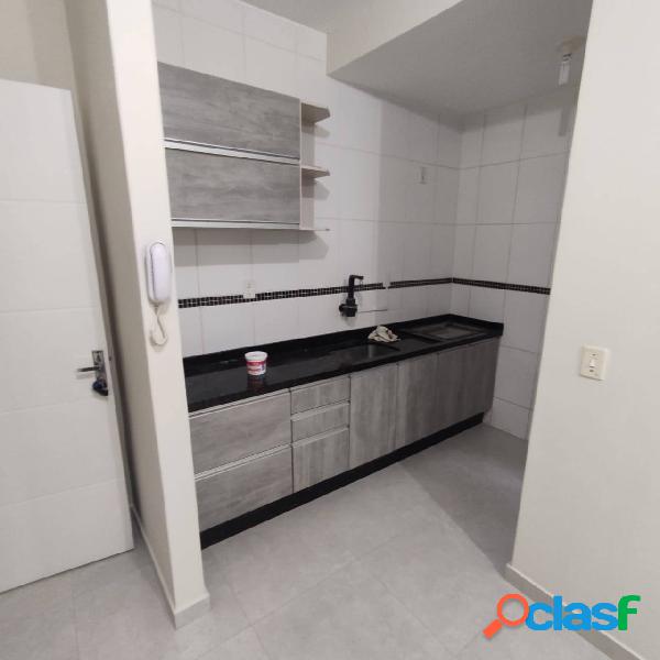 Apartamento para locação no bairro Aventureiro